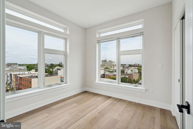 720 W Thompson St in Philadelphia, PA - Building Photo - Building Photo