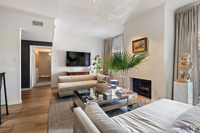 property at 7640 Lasalle Ave