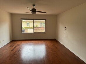 37134 Village 37 in Camarillo, CA - Building Photo - Building Photo