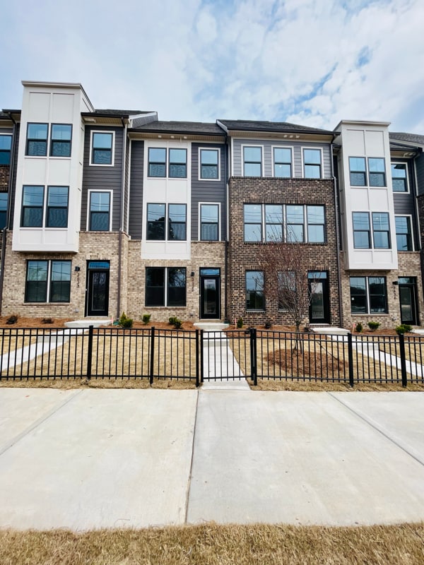 property at 3635 S Tryon St