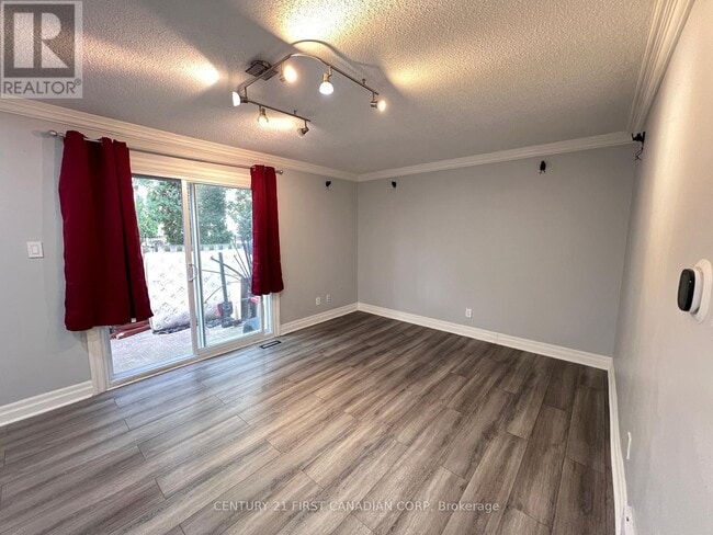 property at 1247-1247 Huron St