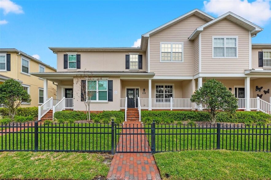 135 49th Ave N in St. Petersburg, FL - Building Photo