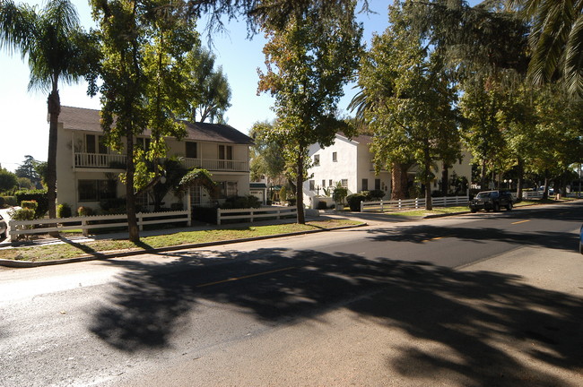 1056 E Euclid Ave N in Ontario, CA - Building Photo - Building Photo