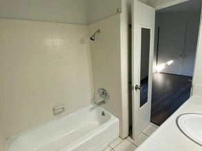 45500 Garden Square in Palm Desert, CA - Building Photo - Building Photo