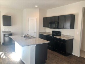 11904 Pyrite Rd in Manor, TX - Building Photo - Building Photo