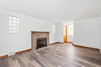 118 Lakewood Ave in West View, PA - Building Photo - Building Photo