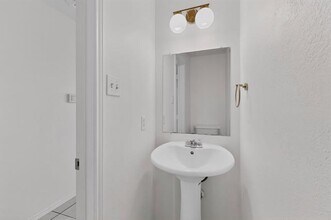 4502 Alamosa St in Fort Worth, TX - Building Photo - Building Photo