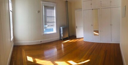 13 Sparhawk St, Unit 2 in Boston, MA - Building Photo - Building Photo