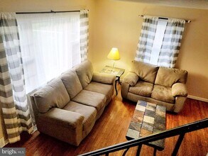 10 Ranchwood Dr in Trenton, NJ - Building Photo - Building Photo