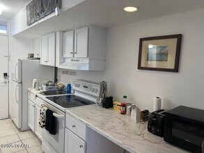 3501 S Atlantic Ave in Daytona Beach, FL - Building Photo - Building Photo