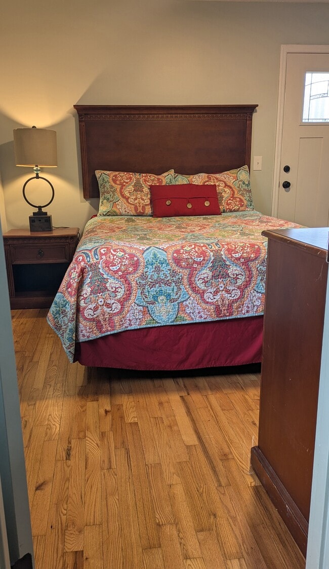 303 Appleton St in Centre, AL - Building Photo - Building Photo