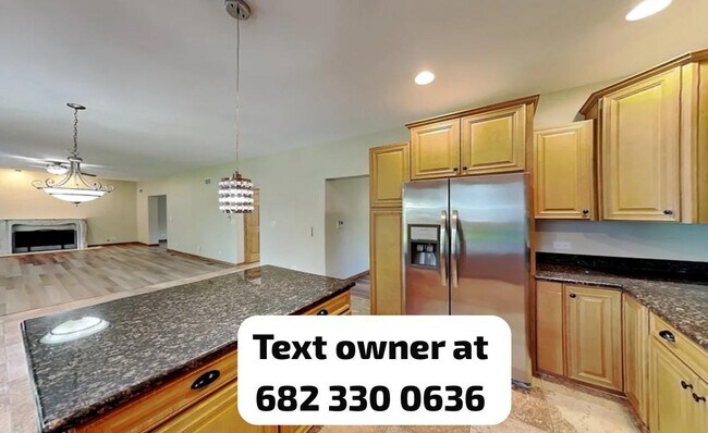 590 Colley Dr in St. Charles, IL - Building Photo - Building Photo
