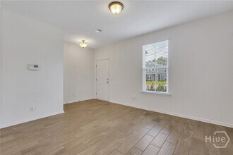 374 Southwilde Way in Pooler, GA - Building Photo - Building Photo