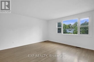 14 Lazy Nol Ct in Ottawa, ON - Building Photo - Building Photo