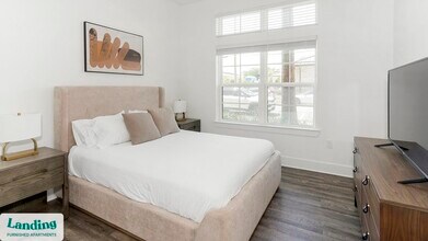 1900 Olevia St, Unit 108 in Jacksonville, FL - Building Photo - Building Photo