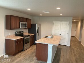 3940 Asher Alley in Saint Hedwig, TX - Building Photo - Building Photo