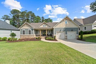 1100 Hidden Hills Cir in Greensboro, GA - Building Photo