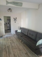 3201 Canal Dr in Pompano Beach, FL - Foto de edificio - Building Photo