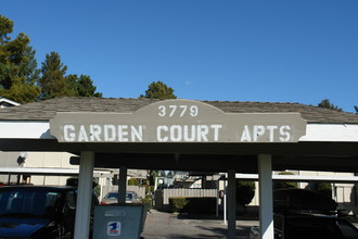 Garden Court Apartments in San Jose, CA - Building Photo - Building Photo