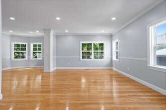 98 Carroll St in Watertown, MA - Building Photo - Building Photo