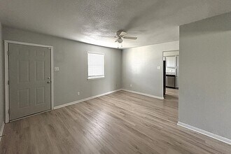 305 Northern Dove Ln, Unit A in Copperas Cove, TX - Foto de edificio - Building Photo