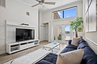 12538 Westhampton Cir in Wellington, FL - Building Photo - Building Photo