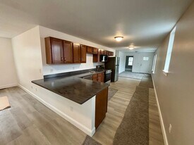 333 W 3rd St in Erie, PA - Building Photo