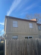 996 University St in Memphis, TN - Building Photo - Building Photo