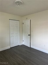 721 Burdick Ave in Tice, FL - Building Photo - Building Photo
