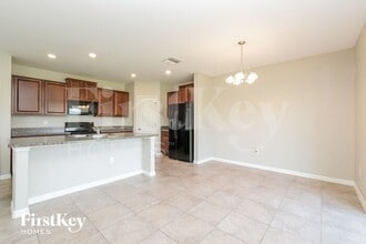 5050 Brickwood Rise Dr in Wimauma, FL - Building Photo - Building Photo