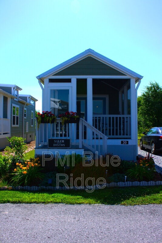 property at 30 Strolling Easy Ln