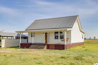 6391 Paulette Pipes Rd in Collinston, LA - Building Photo - Building Photo