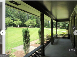 725 Holland Rd in Powder Springs, GA - Building Photo - Building Photo