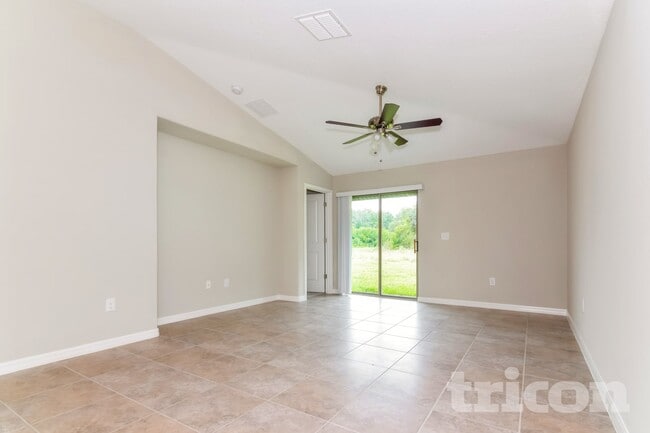 12747 Lemon Pepper Dr in Riverview, FL - Building Photo - Building Photo
