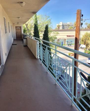 1217 20th St in Santa Monica, CA - Building Photo - Building Photo