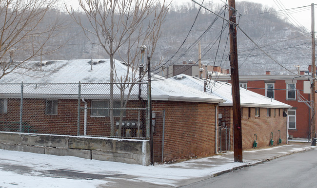 ETNA BELL COURT in Pittsburgh, PA - Building Photo - Building Photo