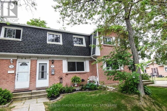 property at 185 Denistoun St