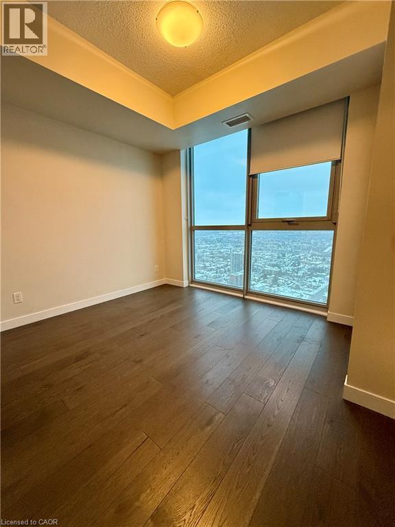 60 Frederick St in Kitchener, ON - Building Photo - Building Photo