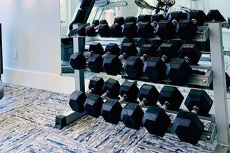 The Cove at West Covina in West Covina, CA - Foto de edificio - Building Photo