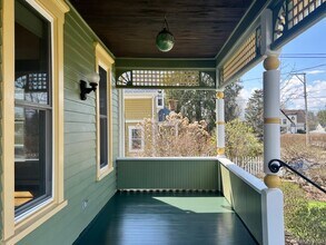 8 Alden Pl in Millbrook, NY - Building Photo - Building Photo