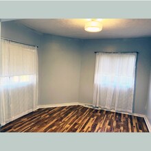 123 Clearview Ave in Crafton, PA - Building Photo - Building Photo