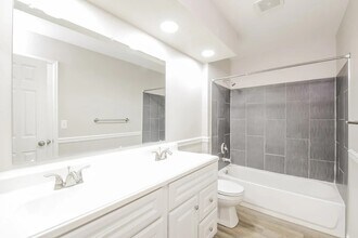 5702 E 121st Pl in Brighton, CO - Building Photo - Building Photo
