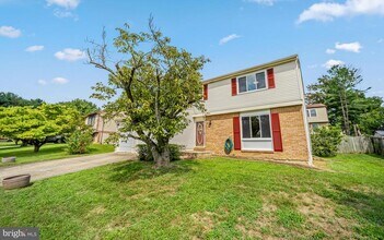 4005 Pickstone Dr in Fairfax, VA - Building Photo - Building Photo