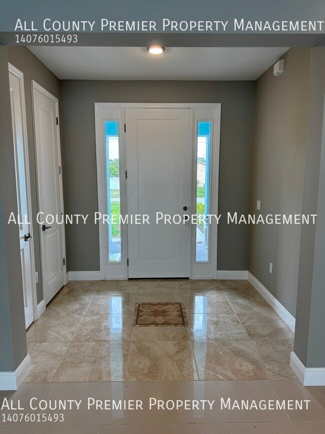 11584 Judge Ave in Orlando, FL - Building Photo - Building Photo