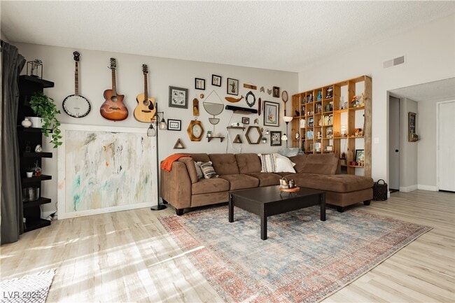 property at 5235 Sunnywood Dr