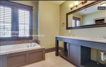 1226 Sigler St in Nashville, TN - Foto de edificio - Building Photo