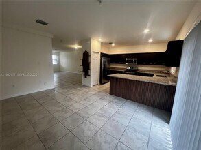 11989 SW 150th Pl in Miami, FL - Building Photo - Building Photo