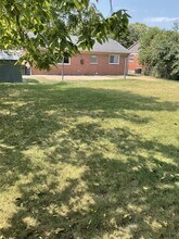 1060 Brookcrest Dr in Mason, OH - Building Photo - Building Photo