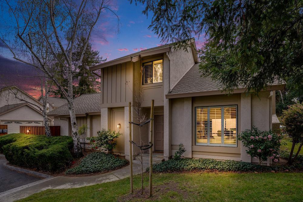 402 Hogarth Terrace in Sunnyvale, CA - Building Photo