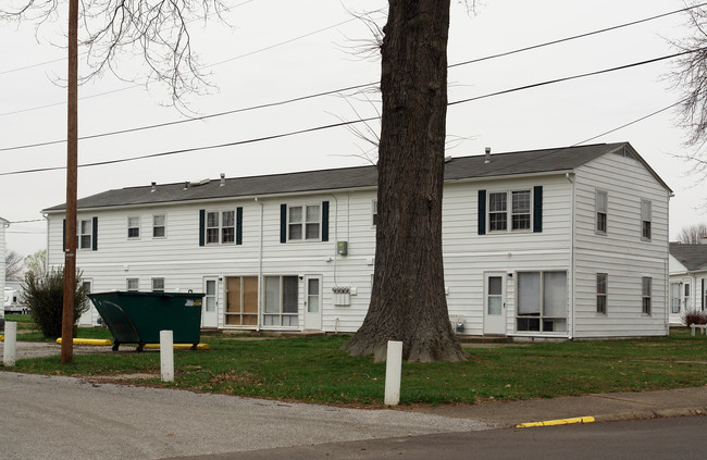 Laurel Commons in Ravenswood, WV - Foto de edificio - Building Photo